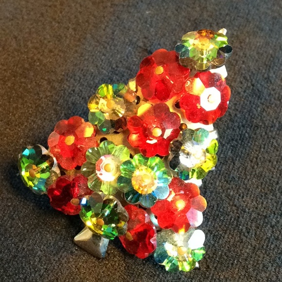 Vintage New Christmas Tree Brooch - Picture 2 of 4